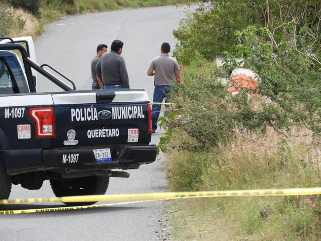 El estado en el que se encontró el cuerpo no permitió, a primera vista, identificar si se trataba de un hombre o una mujer, será la necropsia la que revele el género de la persona. (RAFAEL VIGIL. EL UNIVERSAL)
