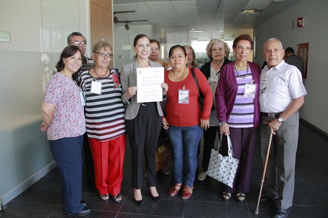 Buscan salvaguardar a adultos mayores