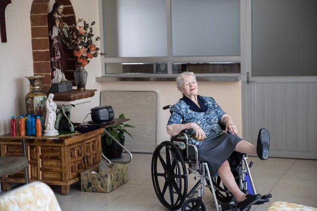 En la Casa Hogar Atención al Anciano y Promoción Social se practican diferentes ejercicios que logran que los adultos se sientan activos. (FOTOS: GERMÁN ESPINOSA. EL UNIVERSAL)