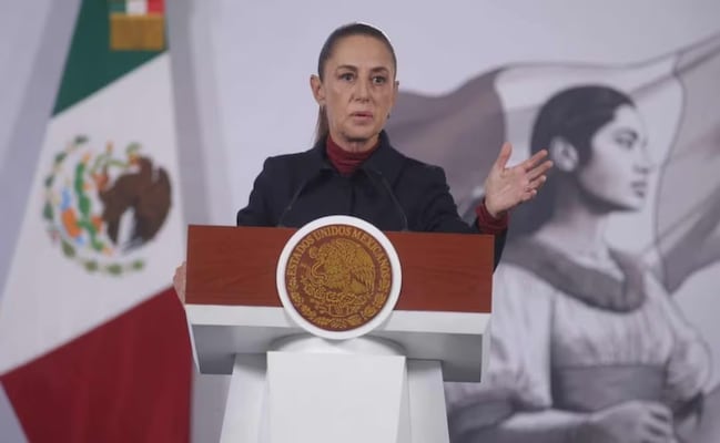 "Una cosa es no estar de acuerdo con el chavismo"; Sheinbaum señala que no se puede usar la fuerza para llevarse a un Presidente