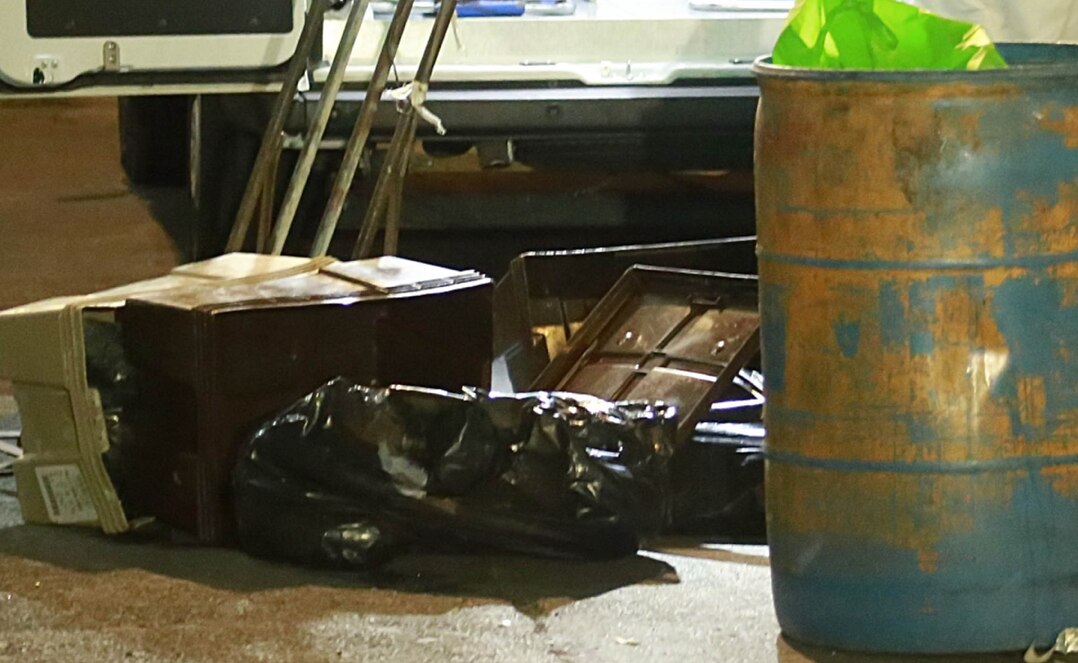 Cae sujeto que transportaba restos humanos en "diablito" por calles del Centro Histórico