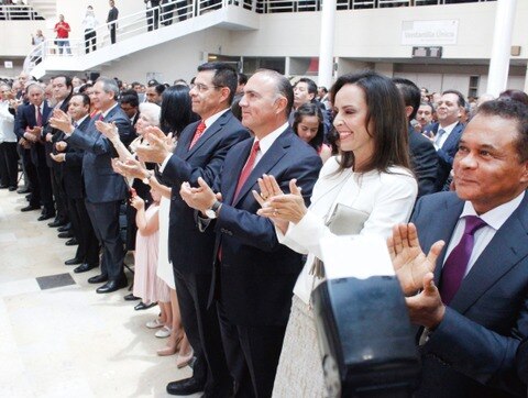 JCR: honesto, informe de edil