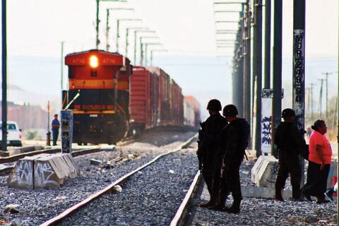 PGJE investiga balacera en tren
