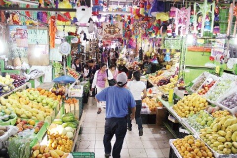 Capacitan a comerciantes