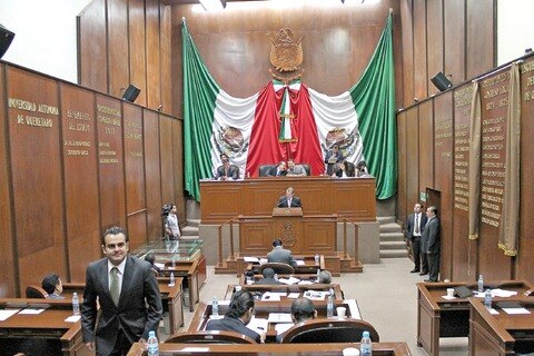 PAN pide unificar iniciativas de género