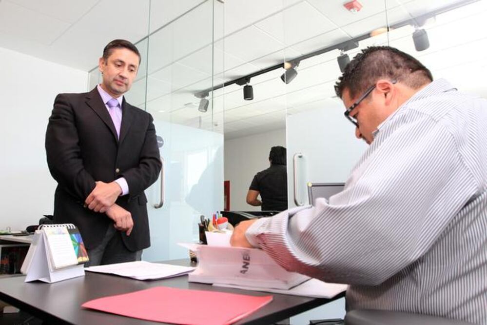 Miguel Nava, actual titular de la Defensoría de los Derechos Humanos, señala que las acusaciones y los señalamientos en su contra son orquestados desde el gobierno del estado. (CÉSAR GÓMEZ. EL UNIVERSAL)