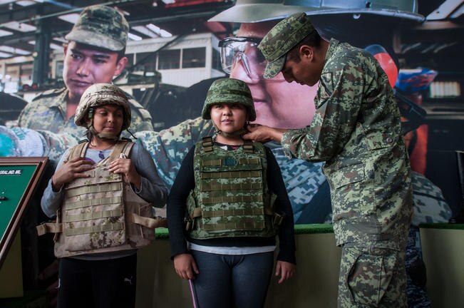 Clausuran la exposición de Fuerzas Armadas