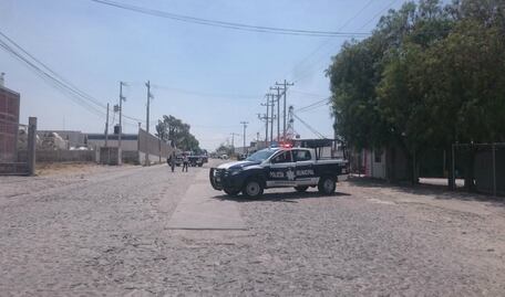 Incendio y presunta fuga de ácido clorhídrico moviliza cuerpos de emergencia