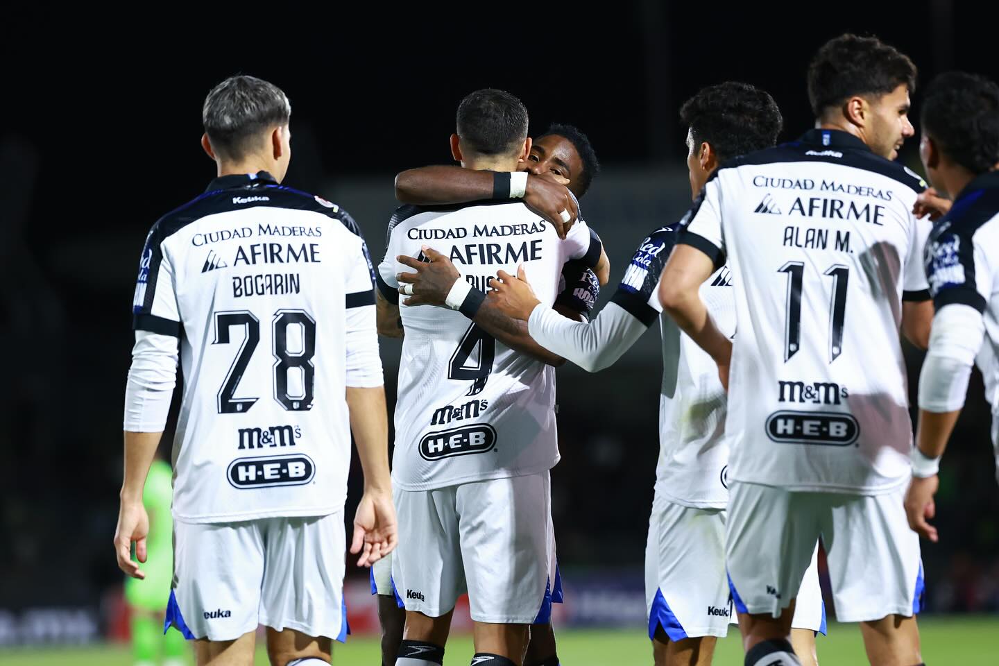 Opinión. Gallos Blancos se salva de multa millonaria