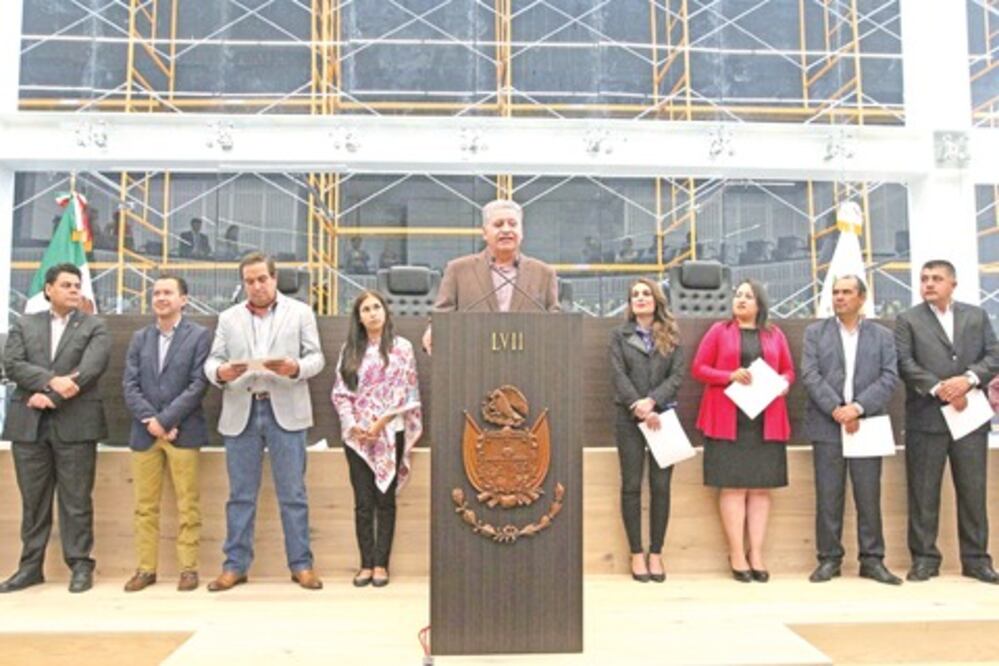 Aprueban tres leyes en Legislatura Juvenil