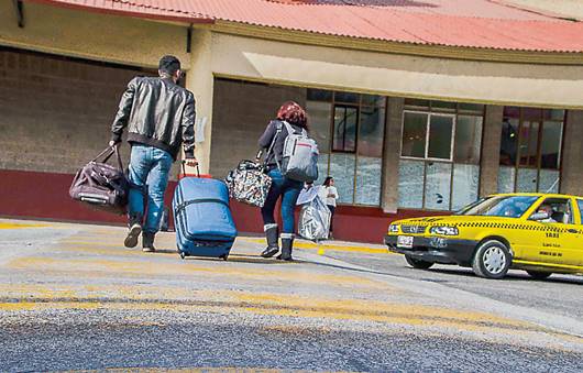 Operativos contra taxis 'piratas'