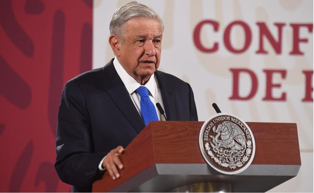 “¿Qué es eso de estarse pateando?”, dice AMLO a diputados, tras enfrentamiento por fideicomisos