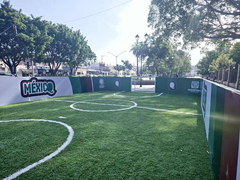 Canchas Mundialistas provisionales en la capital de Querétaro. Foto: FB@Pomares MX