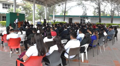 IEEQ da bienvenida a jóvenes que cumplieron 18 años