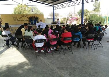 Difunden valores democráticos en menores