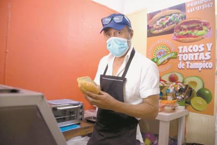 En Querétaro se venden "las tortas de la Barda", un manjar de sabor y tradición 