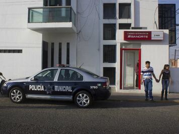 Niño muere arrollado por policía de SJR 