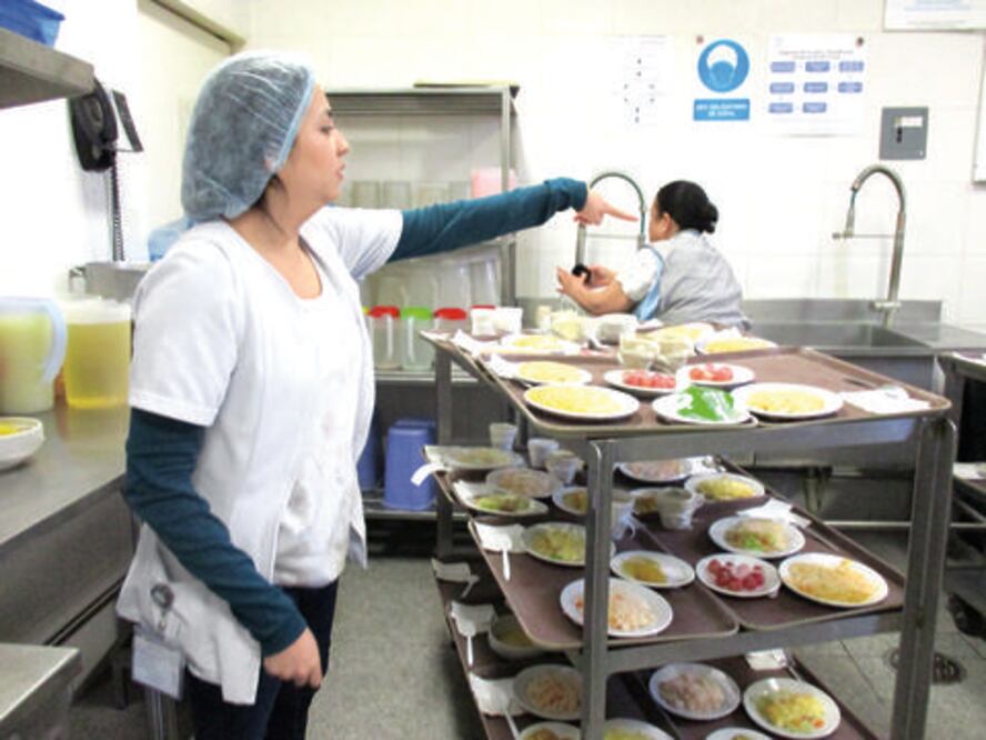 Celebran a nutriólogos