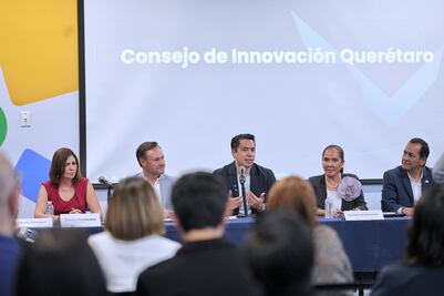 Felifer Macías encabeza sesión del Consejo de Innovación en el marco de BLOQUE SUMMIT 2025
