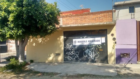 Localizan vehículos robados, durante cateo en San Juan del Río