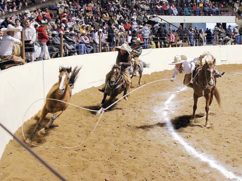 Inicia el máximo desafío charro