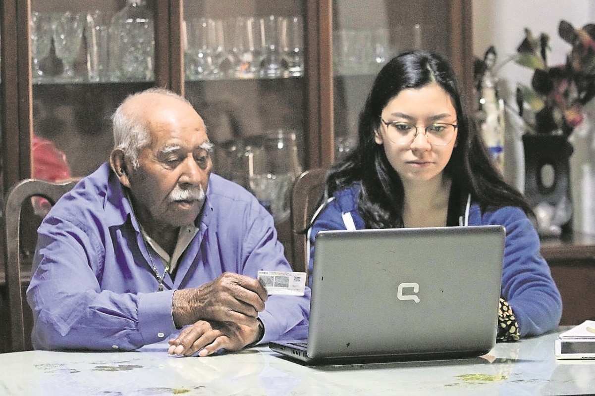 Lanzan convocatoria para emplear a adultos mayores en el municipio de Querétaro