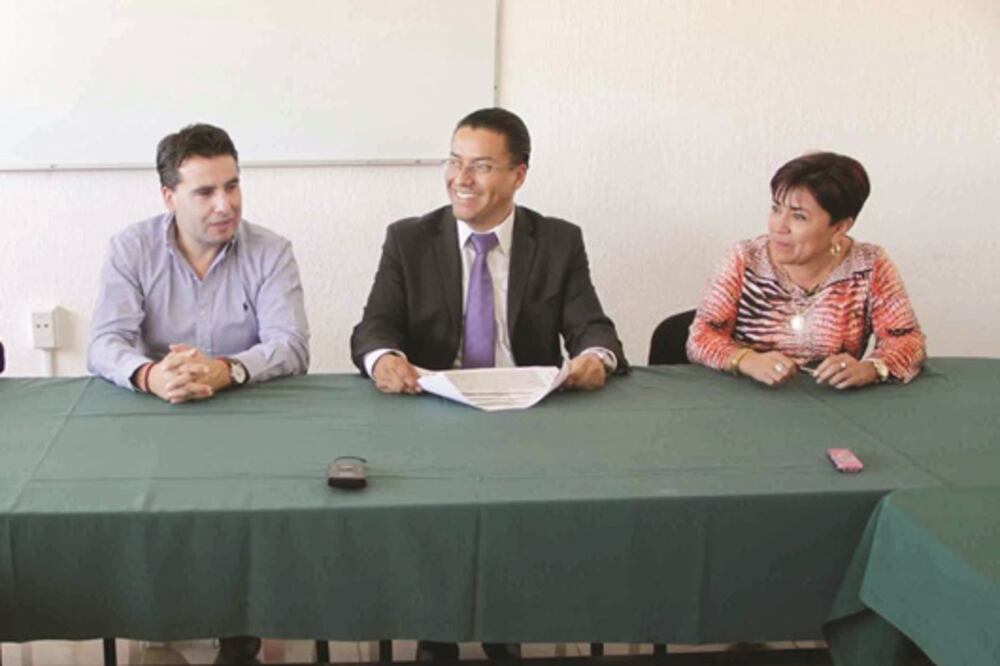 Sigue conflicto en UAQ: ST