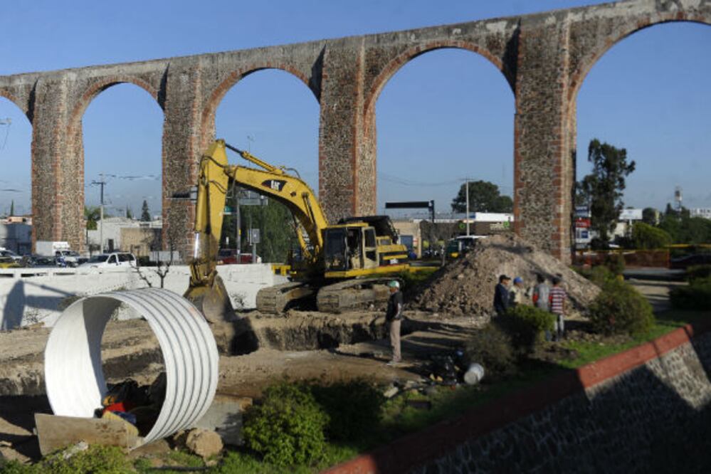 Terminarán obras públicas en tiempo