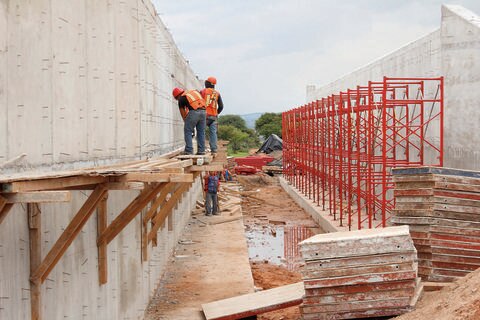 SJR va por 15 proyectos de obra pública