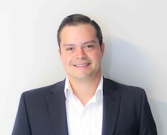 Impulsan participación de jóvenes en política