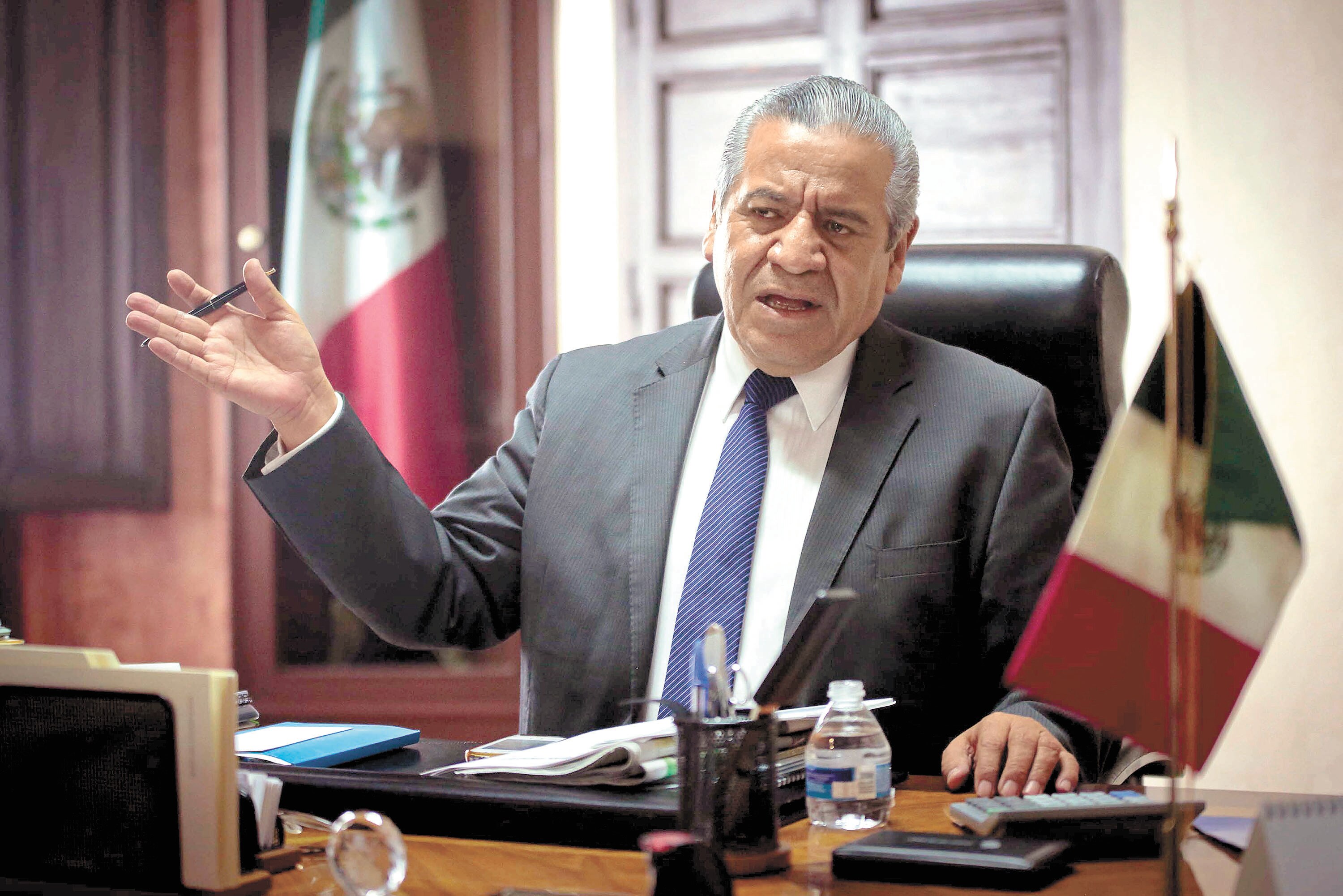 Alfredo Botello será senador; sustituirá a Mauricio Kuri