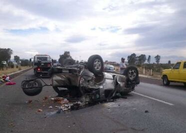 Pierde la vida en volcadura