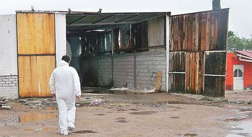 Decomisan material clandestino