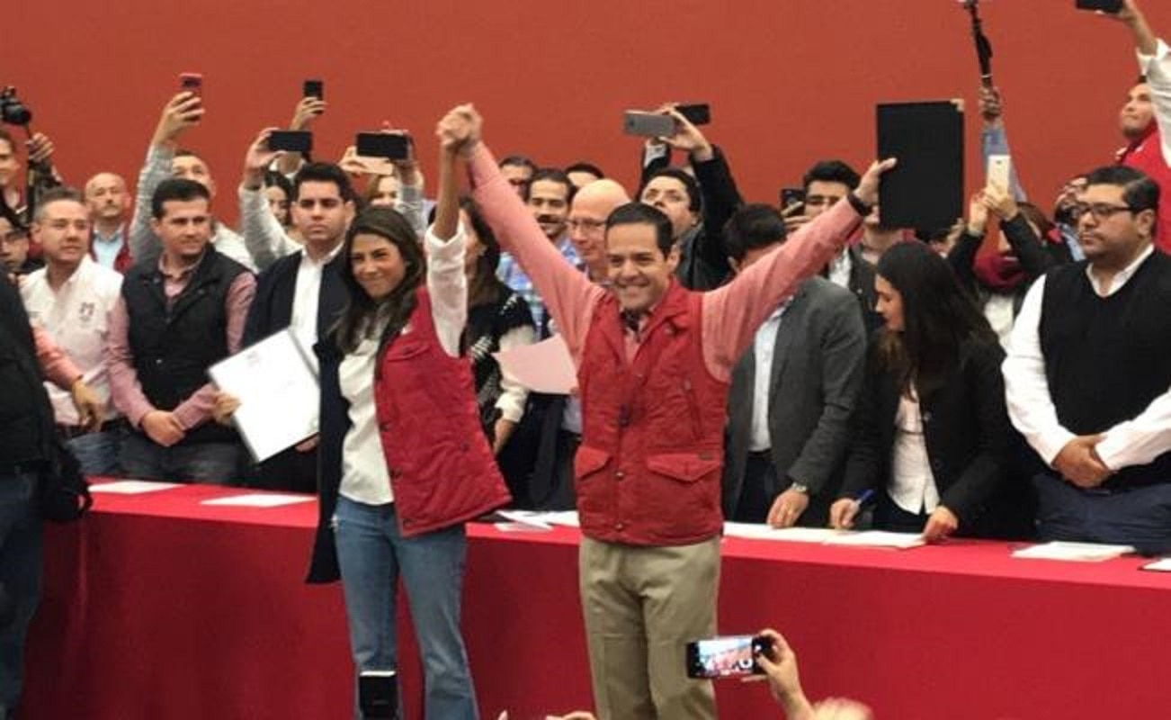 Sylvana Beltrones y “Maloro” Acosta registran fórmula al Senado por Sonora