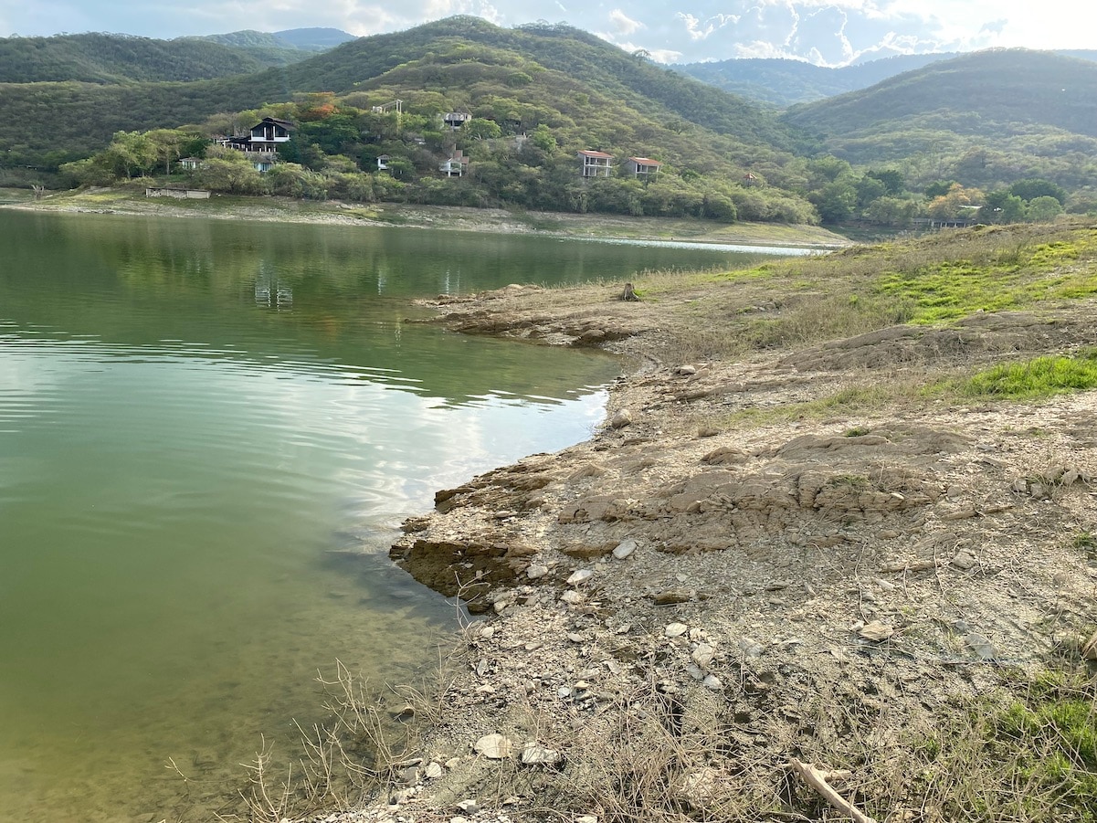 Casi están vacías. A pesar de las lluvias, las presas tienen poca agua, en Querétaro