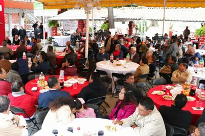 Condonarán pago de revisión a taxistas