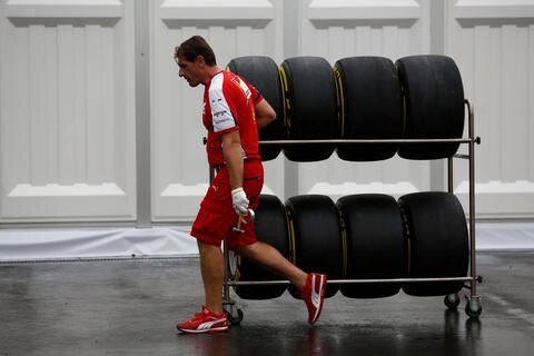 La titánica tarea de traslado