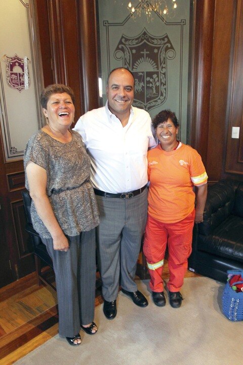 Trabajadoras de limpia  manual irán a España