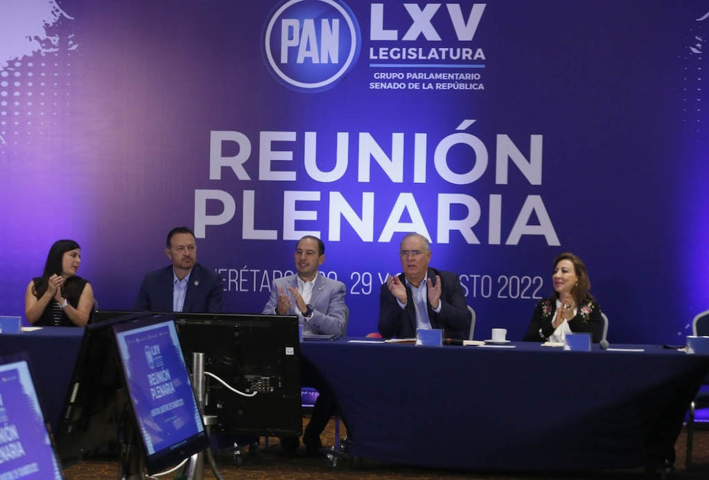 Desde Querétaro, el PAN pacta bloquear a AMLO en el Senado