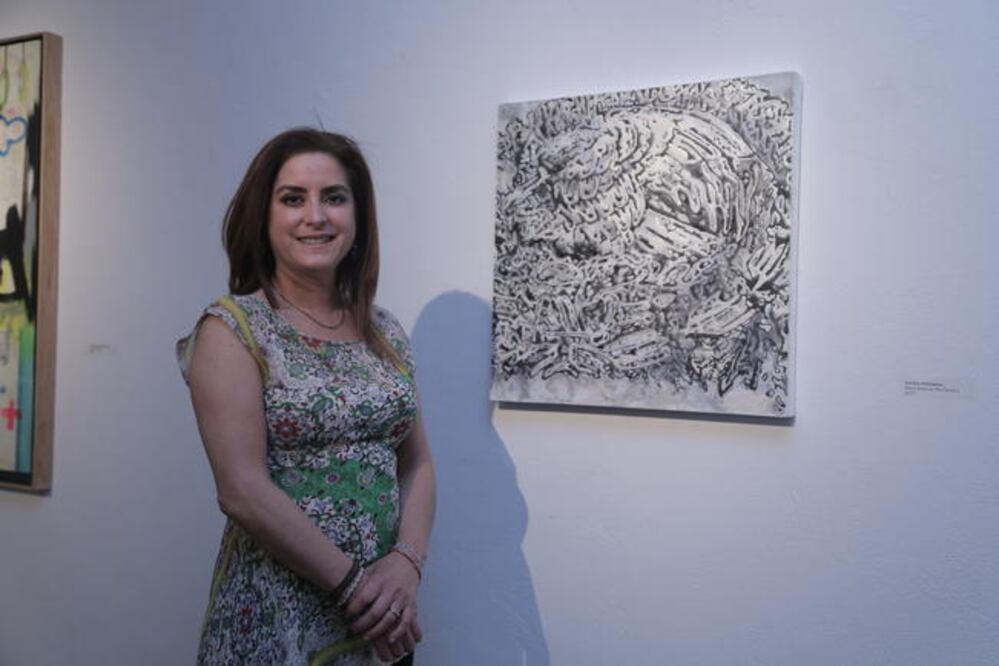 María Antonia Paz Cervera participó con “Unidos mexicanos”, que se exhibe en la Galería Libertad (FOTOS: GONZALO IBAÑEZ. EL UNIVERSAL)