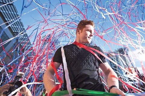 “Canelo” aventaja en la batalla psicológica