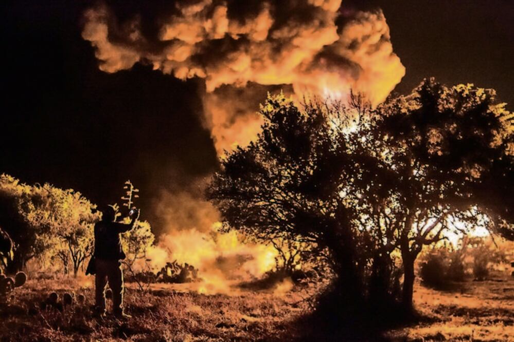 El delegado de Segob, Juan Carlos Padilla, aseguró se enviará una petición de apoyo a Petróleos Mexicanos para que San Juan del Río cuente de nuevo con apoyo para evitar el robo a los ductos (VÍCTOR JIMÉNEZ. EL UNIVERSAL)