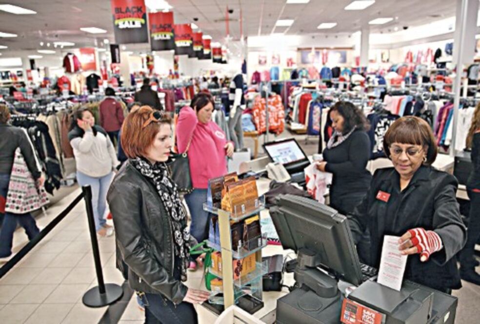 Frena entorno expansión de crédito