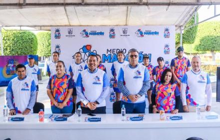Anuncian el primer medio maratón de San Juan del Río 