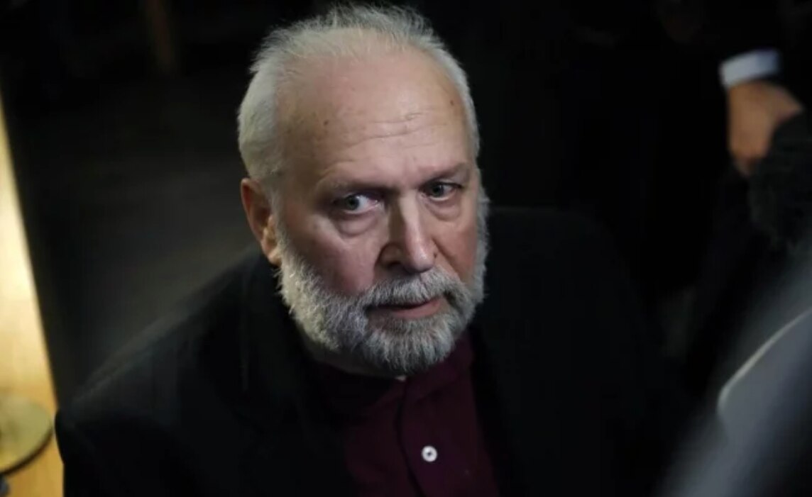 Exsacerdote juzgado en Francia confiesa que abusaba de "cuatro a cinco niños" por semana