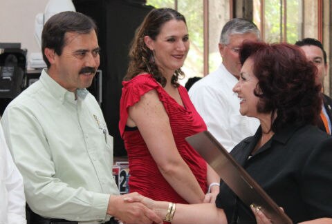 Reconocen a docentes del COBAQ