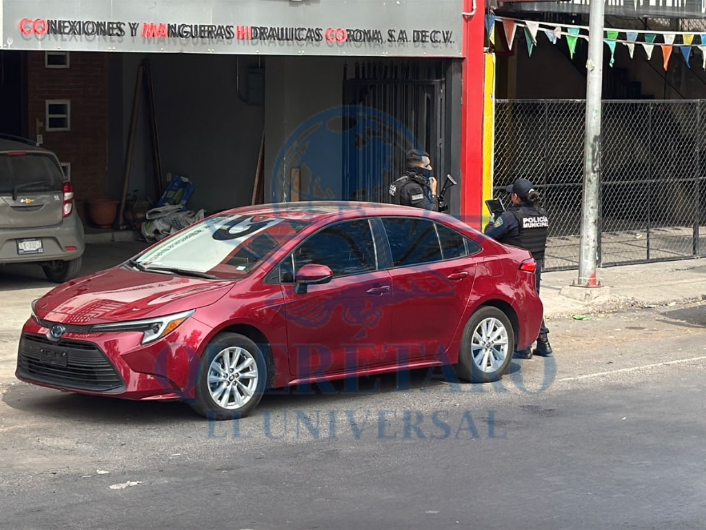 Detienen a cuatro personas por portar documentación apócrifa y agredir a policías en la carretera 57