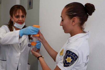 Realizan antidoping a policías queretanos