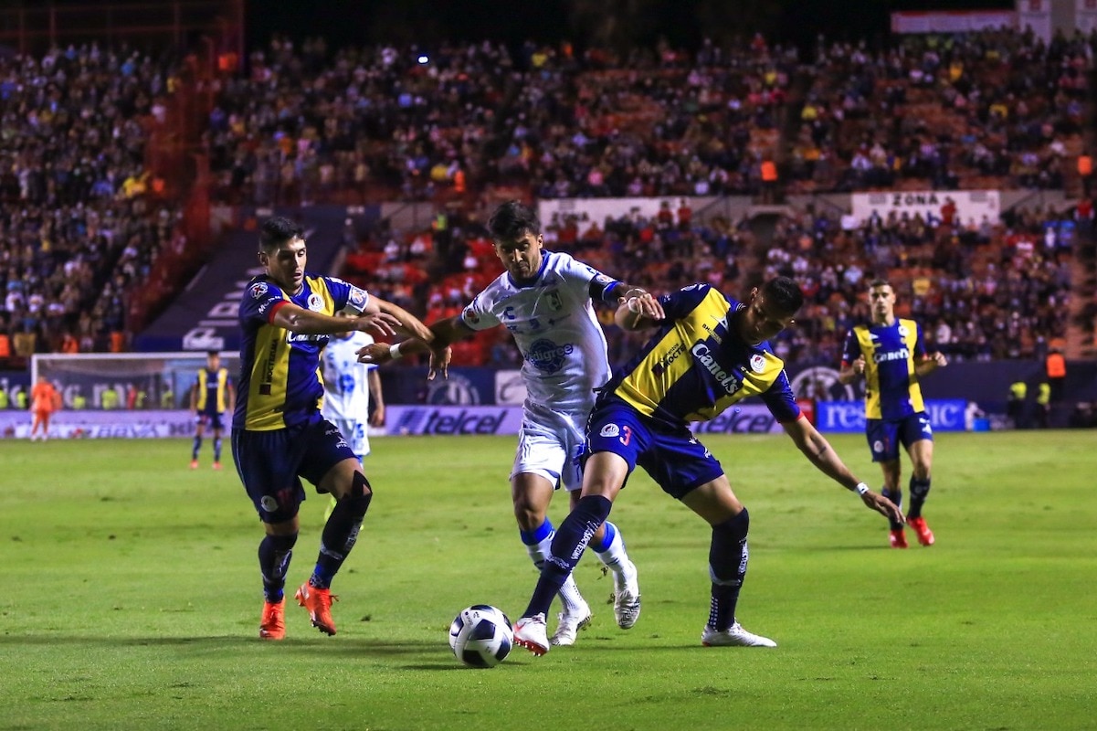 Gallos juega este jueves como local en Morelia