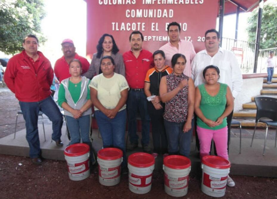 Benefician a 230 familias con impermeable